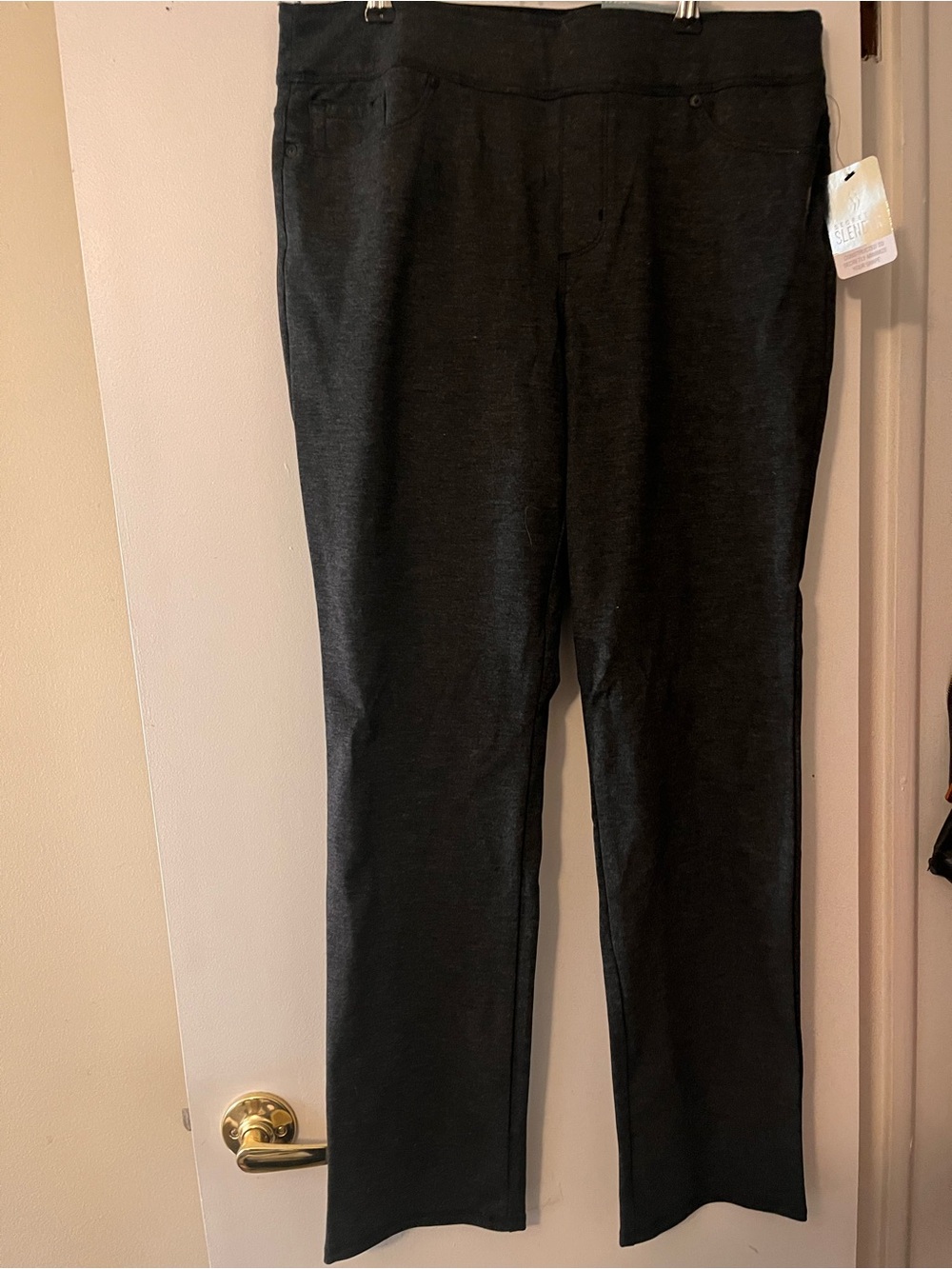 Women’s Black Slimming Straight Leg Pants
